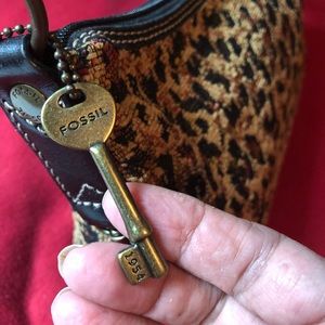 NEW fossil beauitful boutique bag